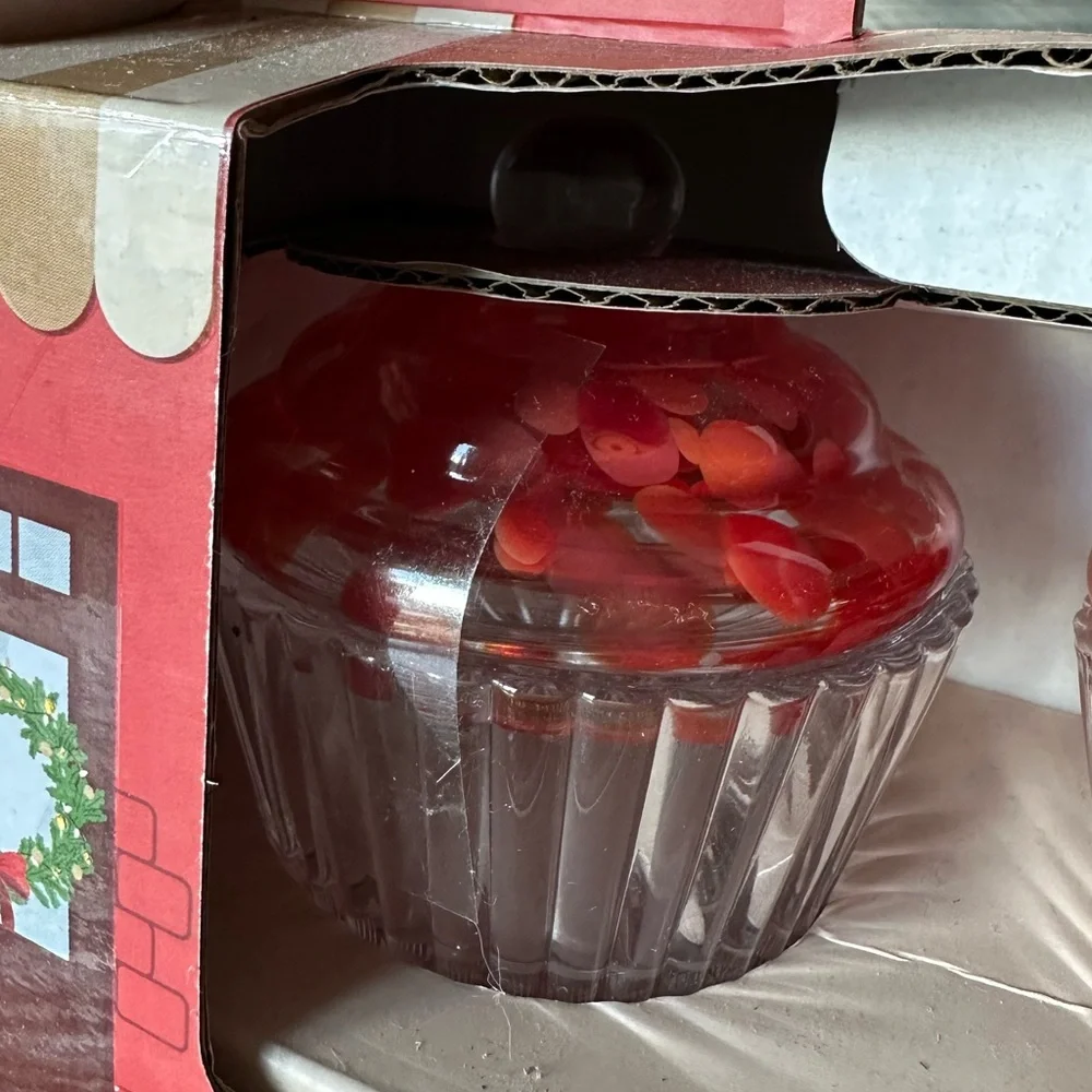 Gourmet Kitchen Cupcake Jars / Containers Set - Red and Clear Glass - Picture 3 of 6